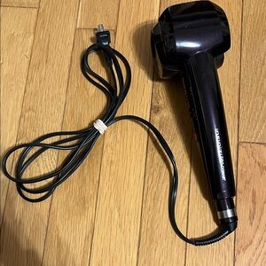 Conair Infiniti Pro hair curler